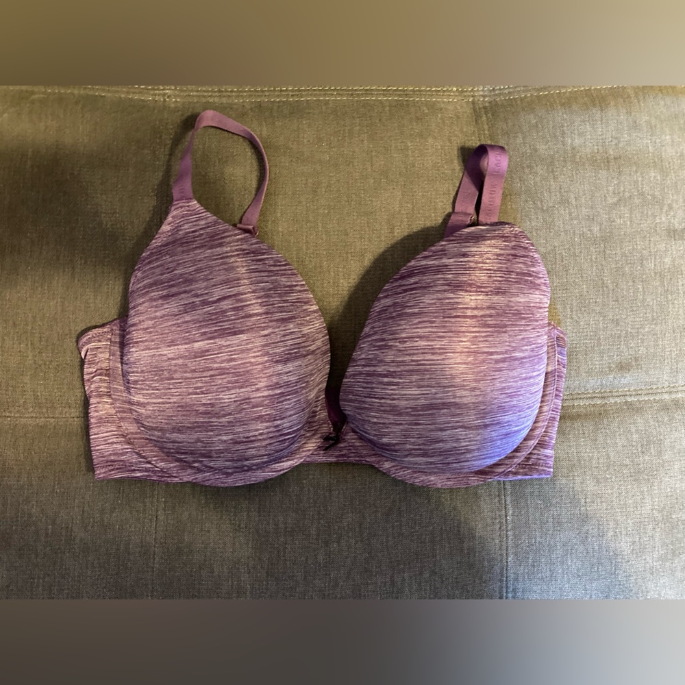 Lane Bryant- Boost Plunge Bra.‎ NWOT.